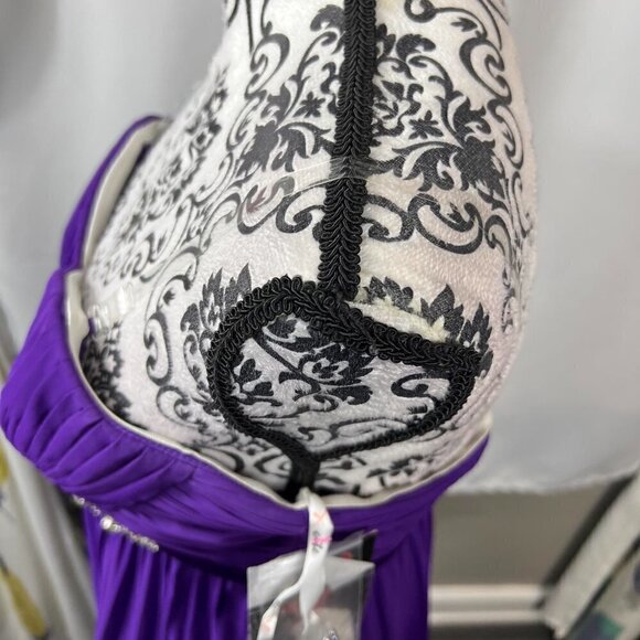 Xcite Extreme strapless fit n flare empire waist rhinestone evening dress. Sz 6 - Picture 6 of 11